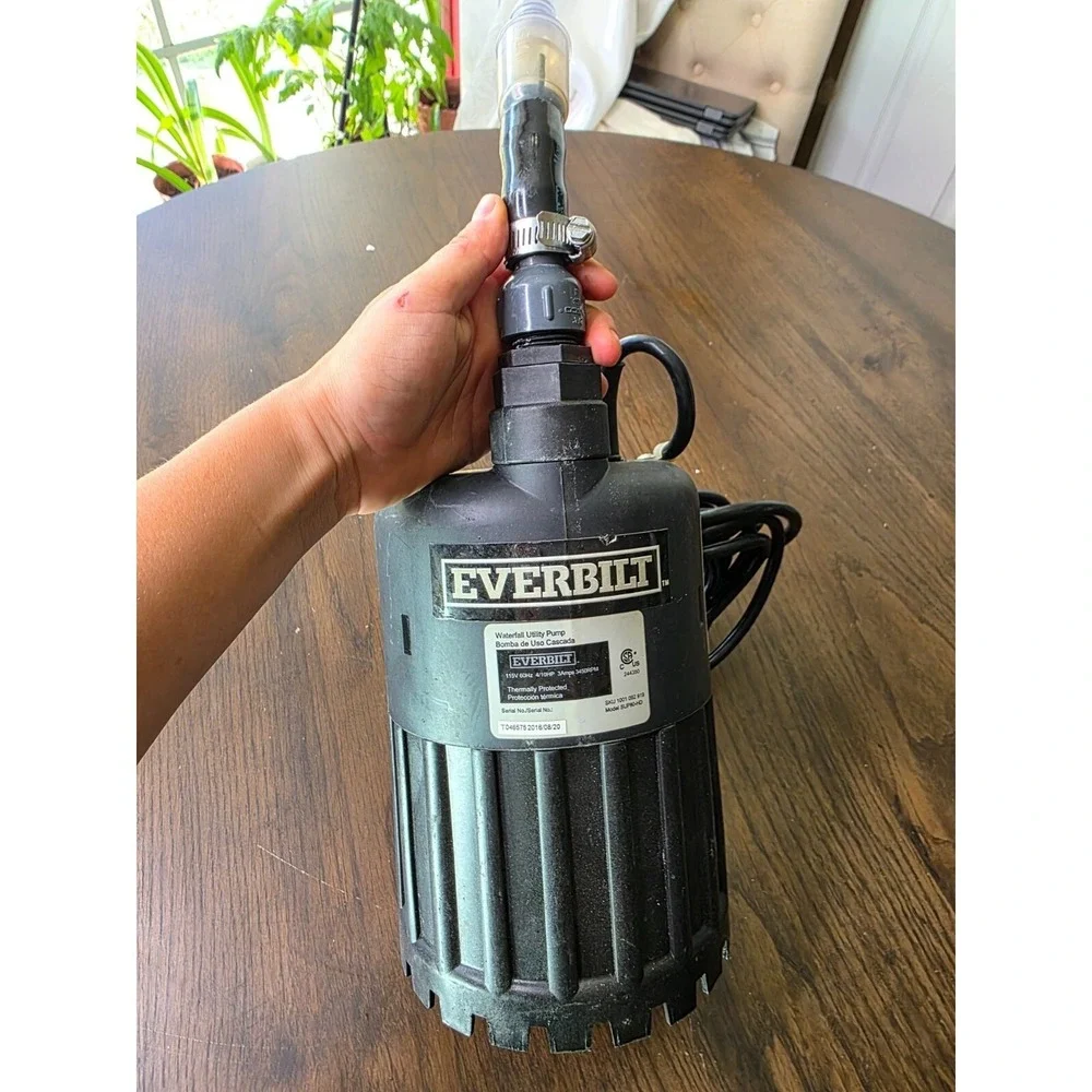 Everbilt Waterfall Submersible Utility Pump 1/2HP SUP80-HD - Used